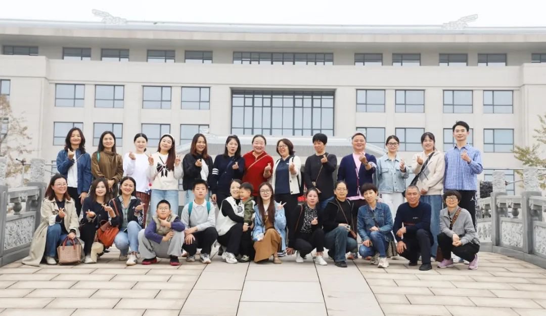 探索艺术殿堂，，，，共筑童梦未来 | 圣地雅歌幼儿园至浙江122cc太阳集成游戏团建纪实